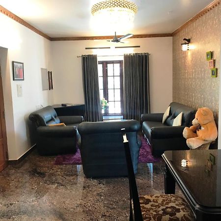 Beersheba Three Bed Room A/C Apartments Thiruvananthapuram Ngoại thất bức ảnh