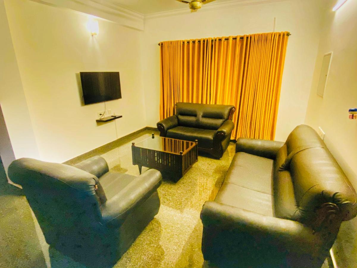 Beersheba Three Bed Room A/C Apartments Thiruvananthapuram Ngoại thất bức ảnh