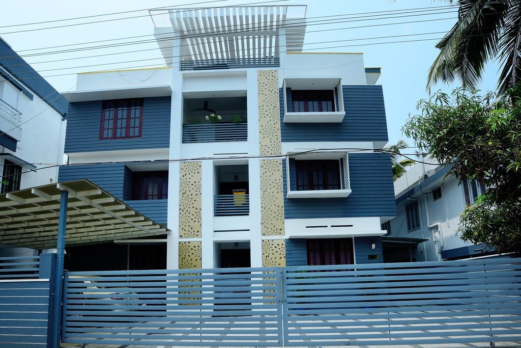 Beersheba Three Bed Room A/C Apartments Thiruvananthapuram Ngoại thất bức ảnh