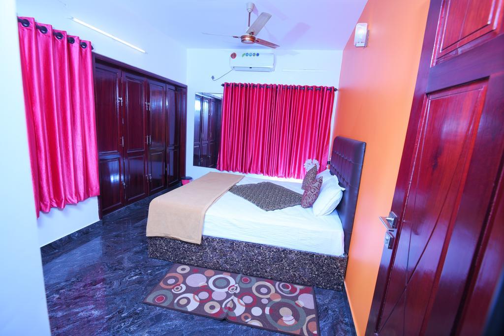 Beersheba Three Bed Room A/C Apartments Thiruvananthapuram Ngoại thất bức ảnh