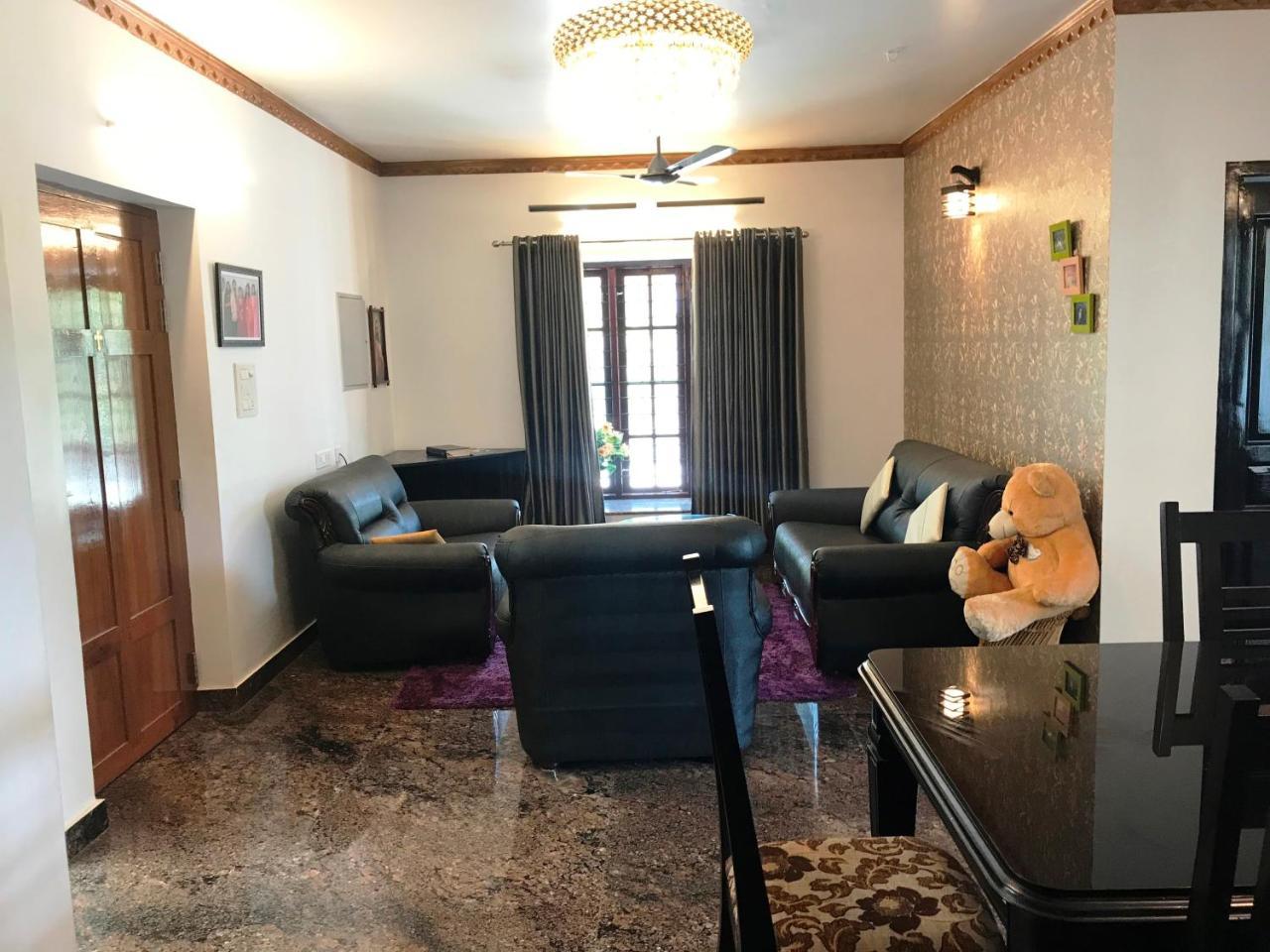 Beersheba Three Bed Room A/C Apartments Thiruvananthapuram Ngoại thất bức ảnh