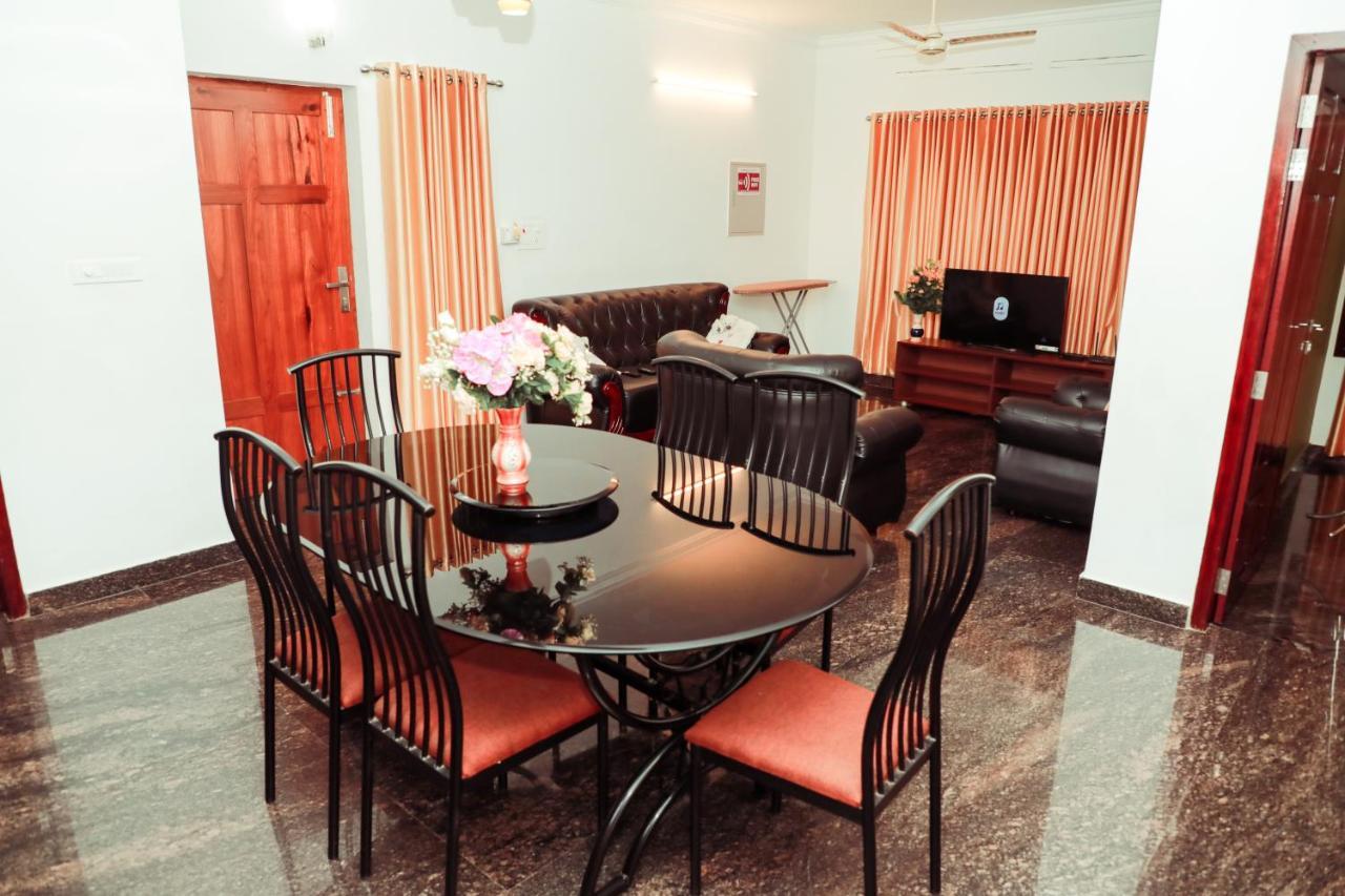 Beersheba Three Bed Room A/C Apartments Thiruvananthapuram Ngoại thất bức ảnh