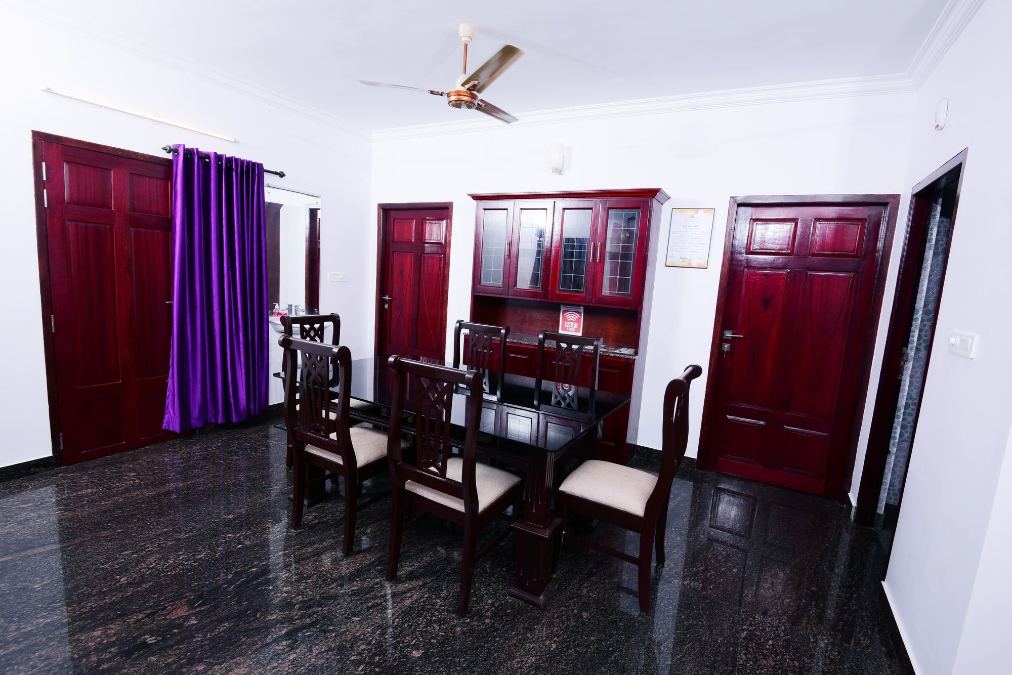 Beersheba Three Bed Room A/C Apartments Thiruvananthapuram Ngoại thất bức ảnh